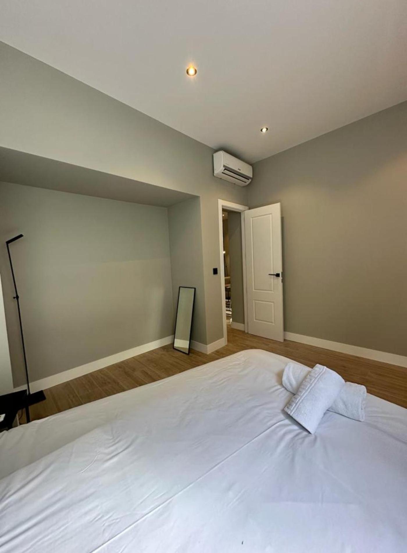 Central Apt De 2Hab Para 5Pax En Calle Silva E2 Madrid Exterior photo